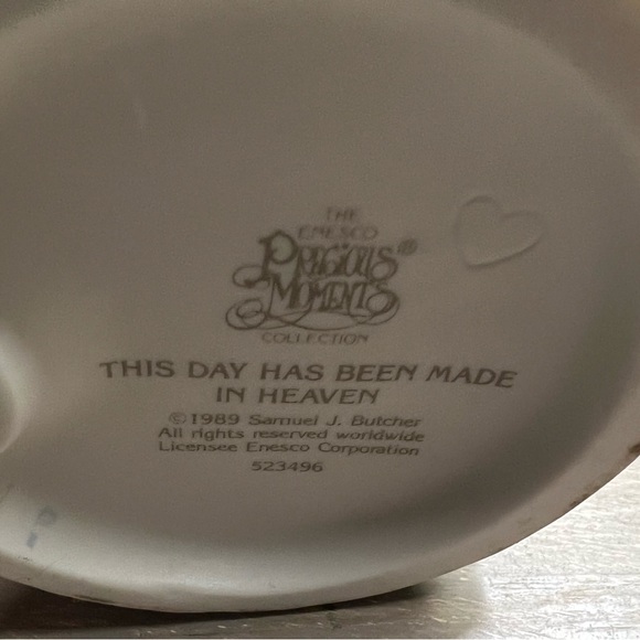 Precious Moments religious figurine for a girl baptism or communion. - Picture 2 of 2